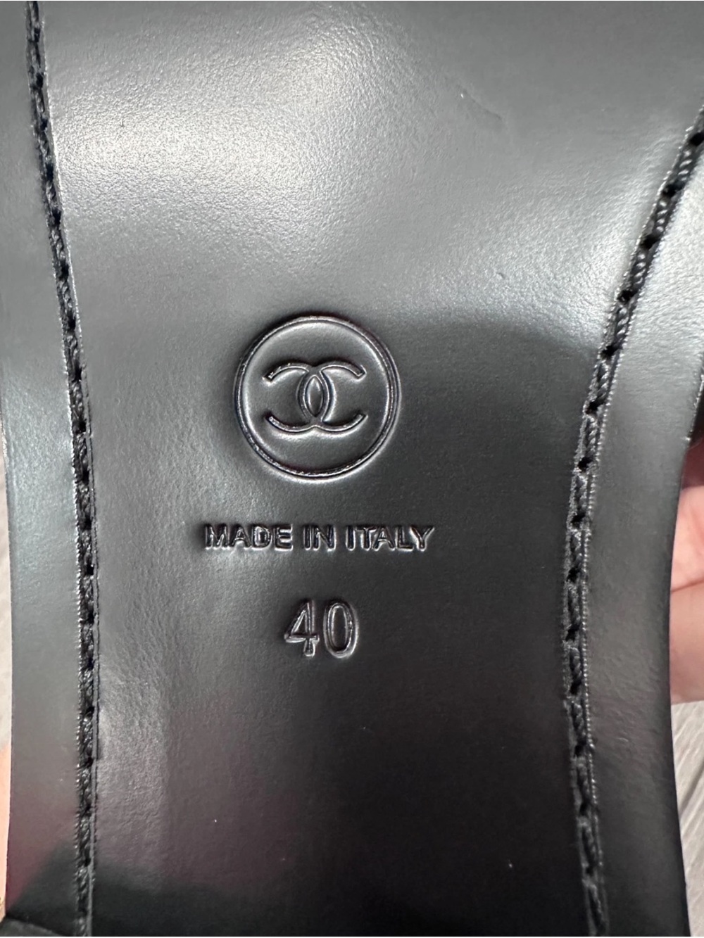 Chanel Metiers D’art 26 Strass CC Logo Black Leather Slingback Loafers Flats 40 - Picture 14 of 14
